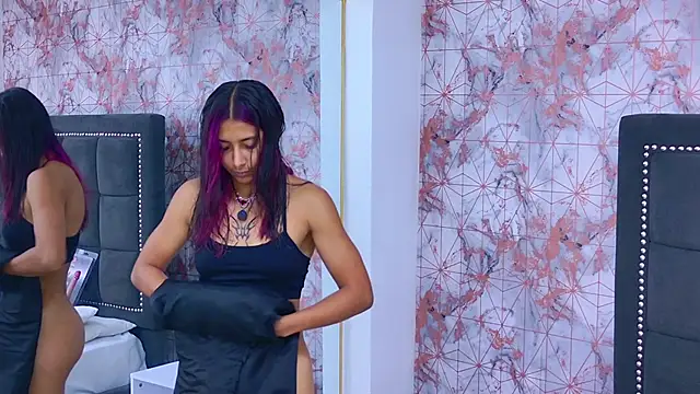 Snapshot of Raven_Gloomy chatting on February 24, 2026, 12:28 pm Raven Gloomy online show from February 24, 2026, 12:28 pm