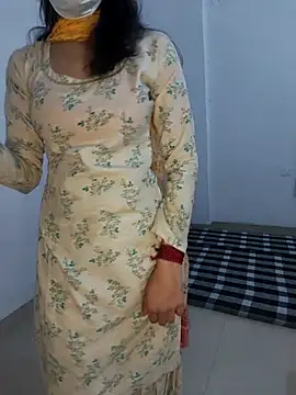 tanzum khan3202 online show from February 27, 2026, 6:57 am