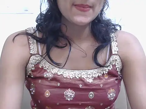 liliy 00 online show from May 7, 2026, 5:44 am