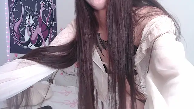 Snapshot of AhriStellar chatting on June 14, 2026, 2:24 am AhriStellar online show from June 14, 2026, 2:24 am