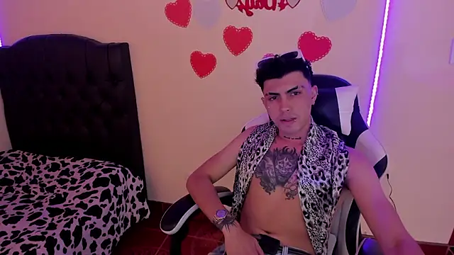 Snapshot of Dark_Hunder chatting on February 23, 2026, 9:59 pm Dark Hunder online show from February 23, 2026, 9:59 pm