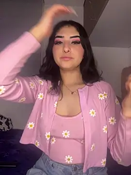 Kattengel  online show from March 16, 2026, 11:29 pm