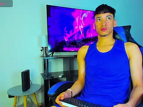 Lyam Russo online show from March 23, 2026, 8:36 am