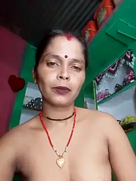 Snapshot of Hot_bh87 chatting on June 15, 2026, 4:50 pm Hot bh87 online show from June 15, 2026, 4:50 pm