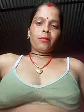 Snapshot of Hot_bh87 chatting on May 23, 2026, 3:55 pm Hot bh87 online show from May 23, 2026, 3:55 pm