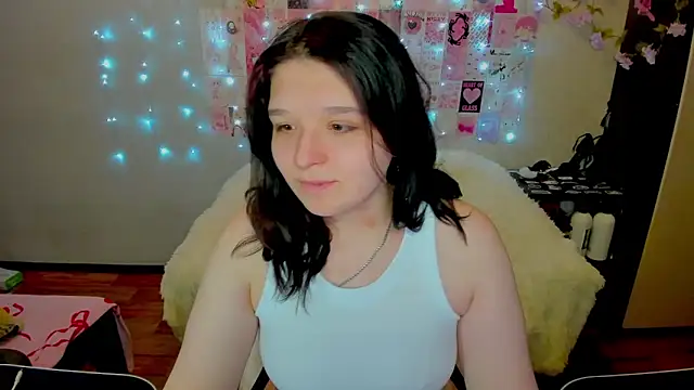 Snapshot of Kate_Acid chatting on February 25, 2026, 12:33 am Kate Acid online show from February 25, 2026, 12:33 am