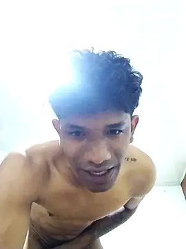 Snapshot of Henderson01 chatting on February 16, 2026, 8:13 am Henderson01 online show from February 16, 2026, 8:13 am