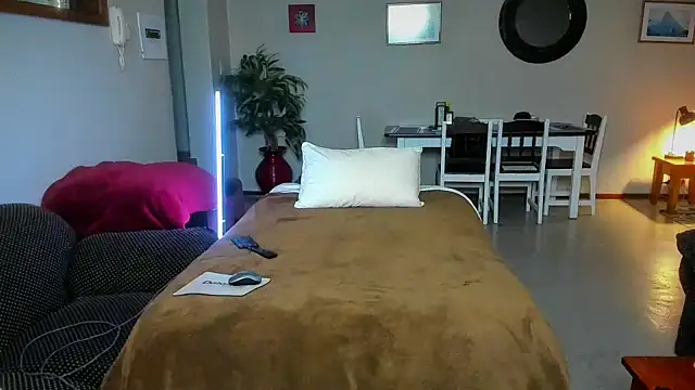 Mimirosexxx online show from March 3, 2026, 10:06 pm