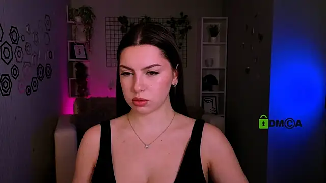amalialowell online show from May 13, 2026, 9:27 am