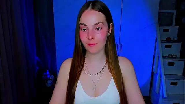 Maddy Wood  online show from May 20, 2026, 4:59 pm