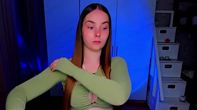 Maddy Wood  online show from May 8, 2026, 6:12 pm