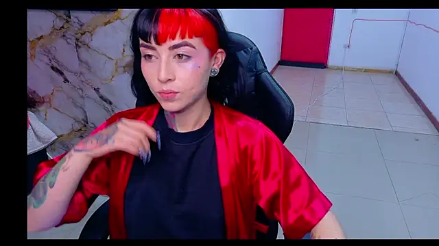 Snapshot of nova_kitttyy chatting on February 20, 2026, 6:26 am nova kitttyy online show from February 20, 2026, 6:26 am