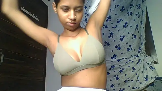 Snapshot of Rani1993 chatting on July 12, 2026, 11:00 am Rani1993 online show from July 12, 2026, 11:00 am