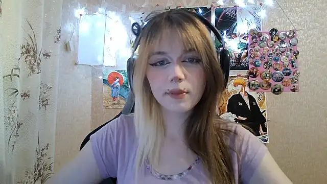 Snapshot of MilaTyan chatting on July 19, 2026, 2:03 pm MilaTyan online show from July 19, 2026, 2:03 pm
