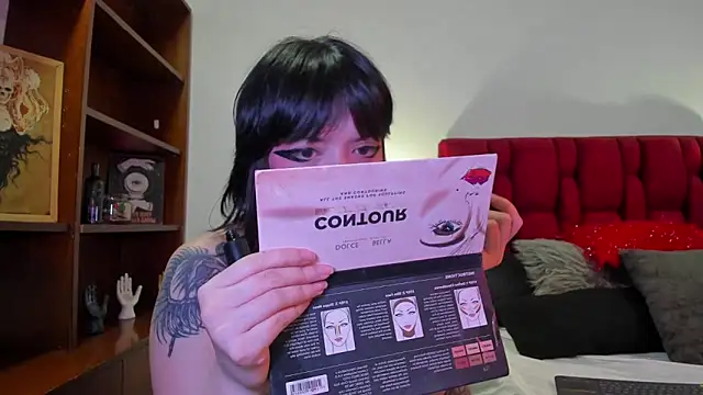 Snapshot of Natasha_otson chatting on April 25, 2026, 7:33 pm Natasha otson online show from April 25, 2026, 7:33 pm