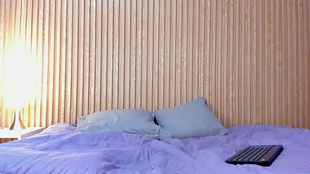 samantha duart3 online show from March 17, 2026, 12:08 pm