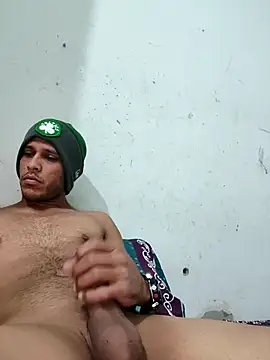 luna29 online show from April 18, 2026, 7:58 pm