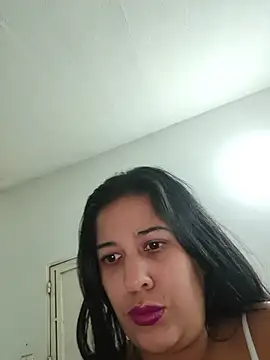 luna29 online show from June 14, 2026, 2:46 am