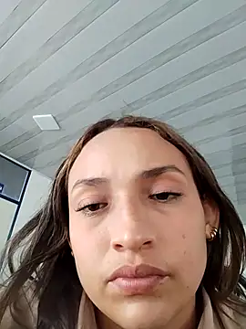 Noxiepetite online show from February 17, 2026, 7:44 pm