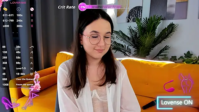 Snapshot of leylamirage chatting on June 13, 2026, 12:25 pm leylamirage online show from June 13, 2026, 12:25 pm