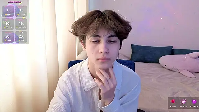 Snapshot of _LukaHayes_ chatting on February 28, 2026, 10:37 am LukaHayes online show from February 28, 2026, 10:37 am