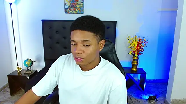 liiam3 online show from April 11, 2026, 9:07 pm