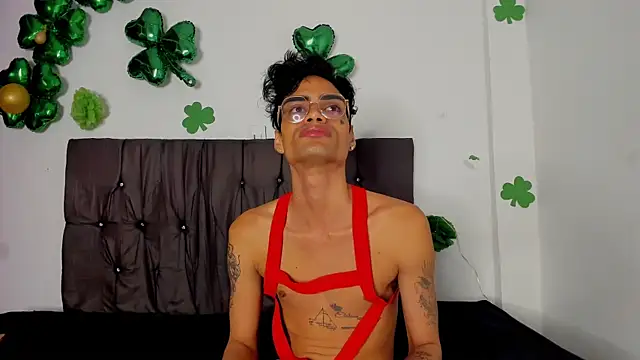 Gay Red Room online show from April 12, 2026, 2:59 am