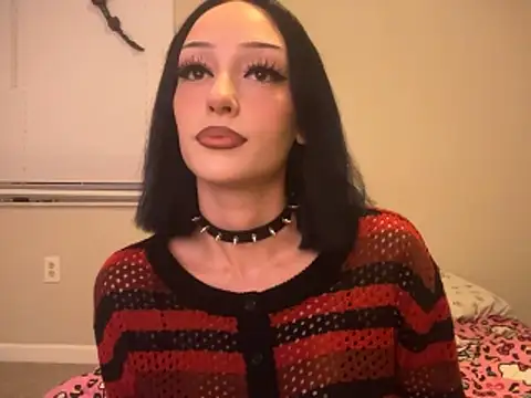 Snapshot of strwbrrymilk chatting on March 1, 2026, 1:49 am strwbrrymilk online show from March 1, 2026, 1:49 am