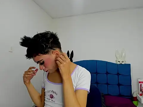 Ailanys Miller online show from March 8, 2026, 1:03 pm