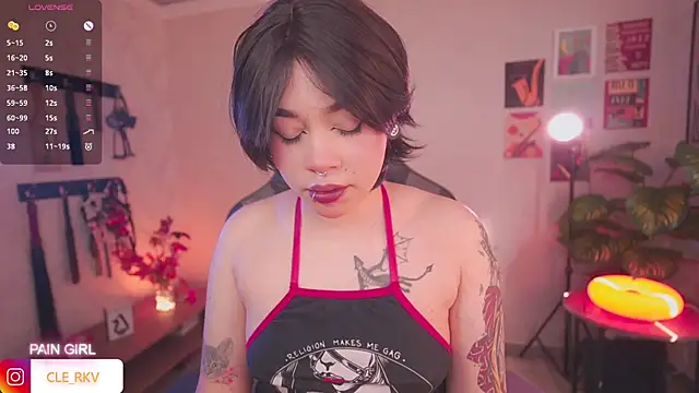 Snapshot of violette_clerk1_ chatting on July 18, 2026, 8:06 pm violette clerk1 online show from July 18, 2026, 8:06 pm