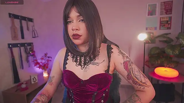 Snapshot of violette_clerk1_ chatting on July 2, 2026, 8:15 pm violette clerk1 online show from July 2, 2026, 8:15 pm