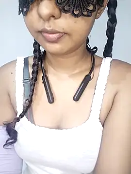 ASHANYA JAYASOORIYA online show from May 5, 2026, 3:53 am