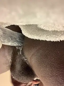 Snapshot of mecco25 chatting on March 1, 2026, 4:34 am mecco25 online show from March 1, 2026, 4:34 am