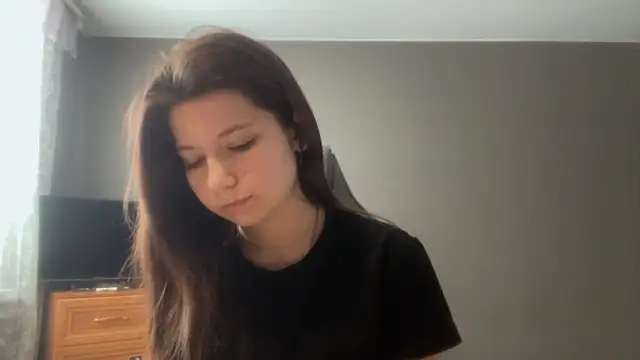 LunnaBliss online show from February 28, 2026, 7:19 am