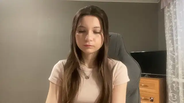 LunnaBliss online show from February 19, 2026, 3:09 pm