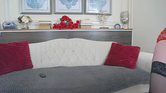 MaddyVelvet online show from March 14, 2026, 8:59 pm