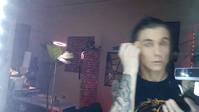 Snapshot of GoldenRish chatting on July 11, 2026, 2:23 am GoldenRish online show from July 11, 2026, 2:23 am