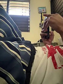 Snapshot of ElReyoficial chatting on March 2, 2026, 5:42 pm ElReyoficial online show from March 2, 2026, 5:42 pm