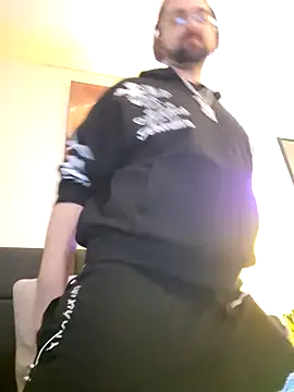 LargeLith online show from March 9, 2026, 9:07 pm