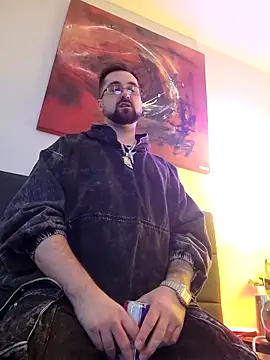 LargeLith online show from April 7, 2026, 9:27 pm