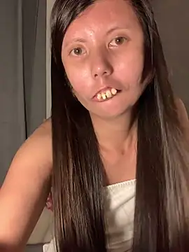 lady moon09 online show from February 21, 2026, 10:39 am