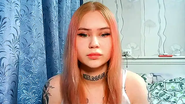 Snapshot of NeelyDalonzo chatting on February 24, 2026, 8:21 pm NeelyDalonzo online show from February 24, 2026, 8:21 pm