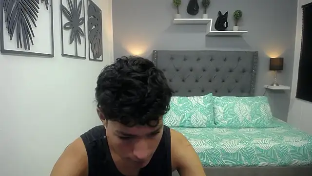 Snapshot of georgeowennss chatting on February 24, 2026, 1:23 pm georgeowennss online show from February 24, 2026, 1:23 pm