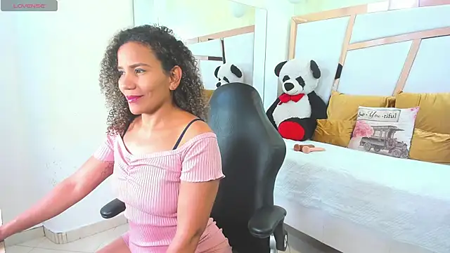 gabby foox online show from May 6, 2026, 4:38 am