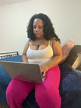 Snapshot of sahbarbiexo chatting on March 5, 2026, 1:13 am sahbarbiexo online show from March 5, 2026, 1:13 am