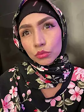 Snapshot of Darsha_Khemu chatting on June 3, 2026, 9:41 pm Darsha Khemu online show from June 3, 2026, 9:41 pm