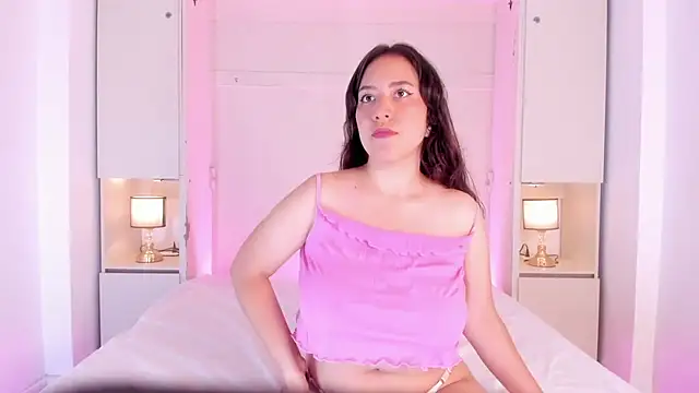 ElaRey  online show from February 24, 2026, 12:28 pm