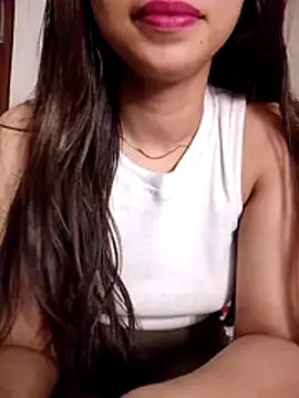 Snapshot of cute_girl_29 chatting on July 8, 2026, 6:30 pm cute girl 29 online show from July 8, 2026, 6:30 pm