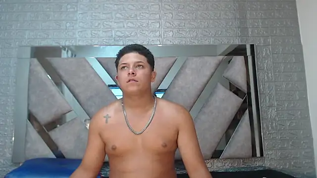 Alexa-Dulce online show from April 14, 2026, 2:27 am