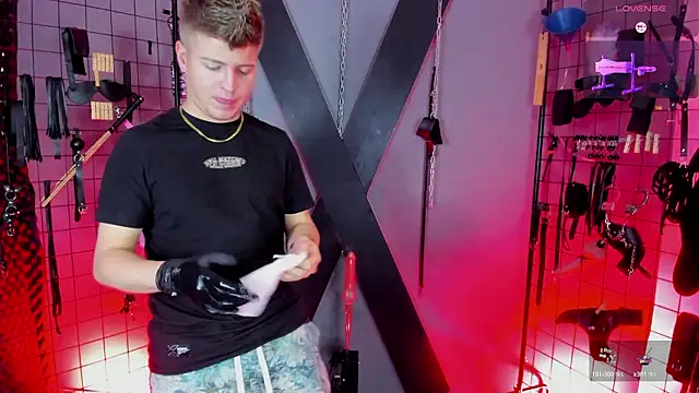 MrJustin Brianna BDSM online show from February 21, 2026, 6:54 pm